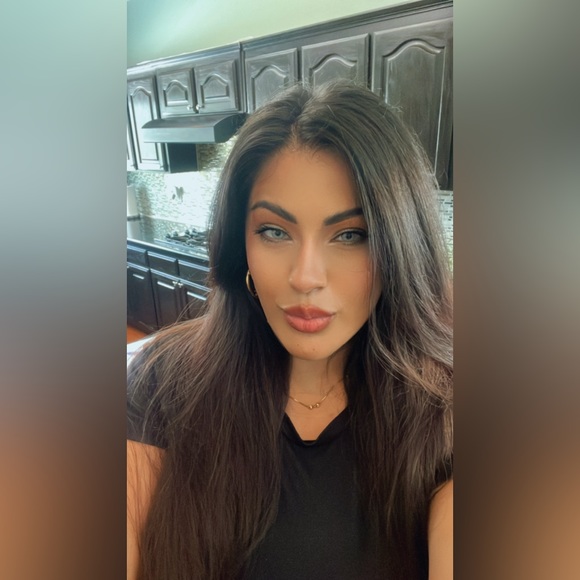 Posher Mama. Mrs. Uppal - Picture 3 of 6